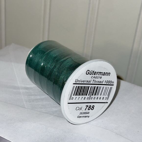Gutermann Premium Serger Thread 1000m #788 Dark Green NEW Universal CA0276 - Picture 6 of 8